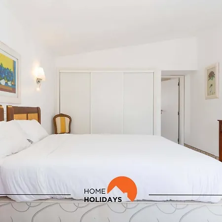 Дом отдыха #133 Dias 1 By Holidays *